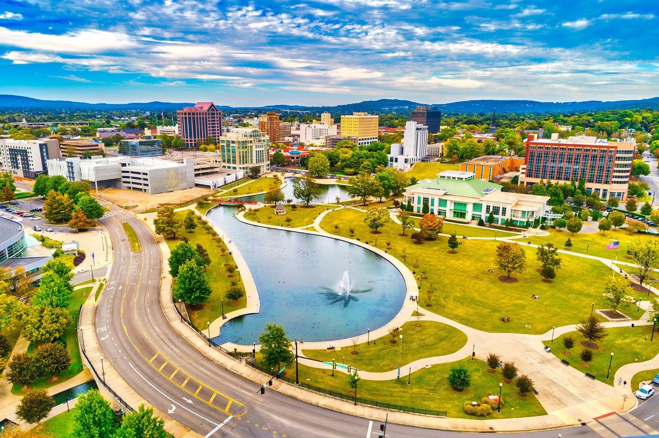huntsville alabama at night